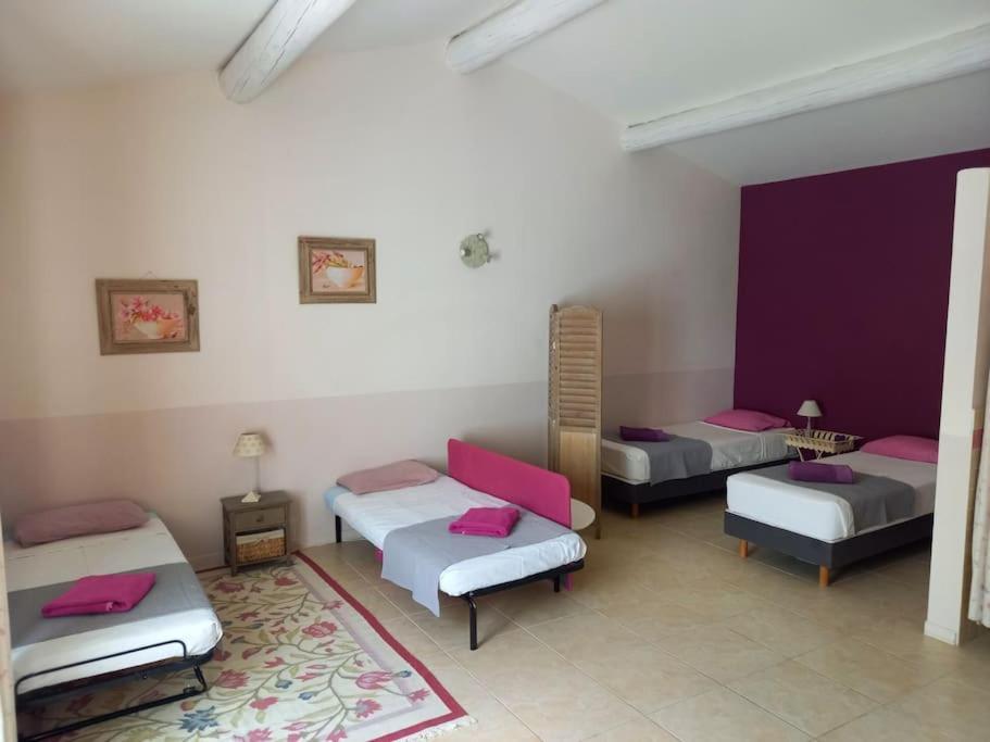 Le Mas De L'Escaillon Saint-Saturnin-lès-Apt Zewnętrze zdjęcie