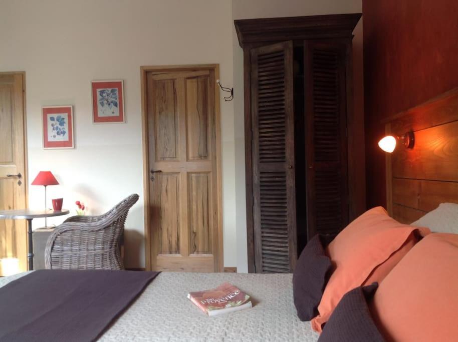 Le Mas De L'Escaillon Saint-Saturnin-lès-Apt Zewnętrze zdjęcie